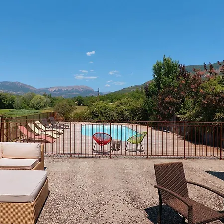 Maison En Provence Avec Piscine 度假居 Thoard